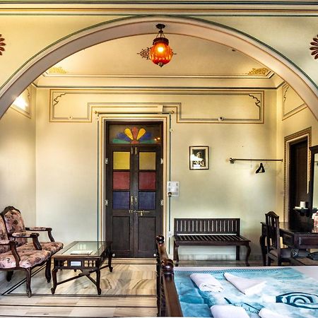 Krishna Palace - A Heritage Hotel Джайпур Екстер'єр фото