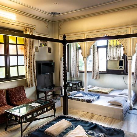 Krishna Palace - A Heritage Hotel Джайпур Екстер'єр фото
