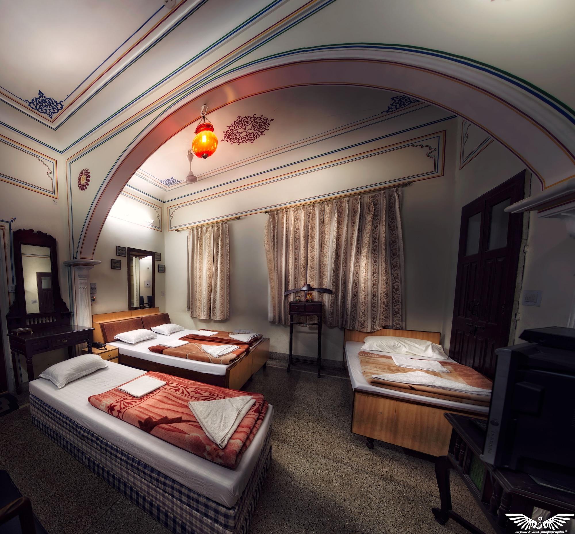 Krishna Palace - A Heritage Hotel Джайпур Екстер'єр фото