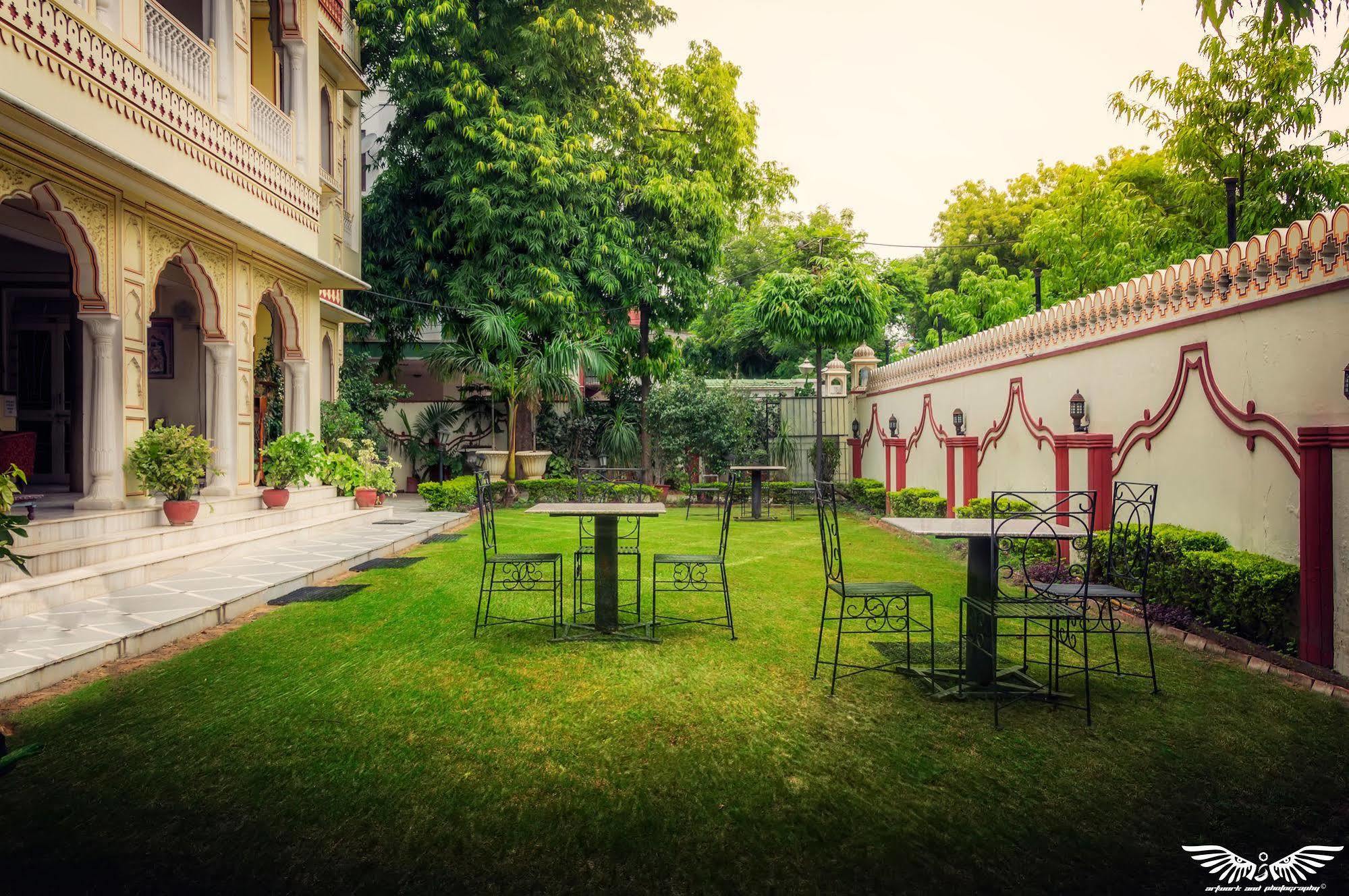 Krishna Palace - A Heritage Hotel Джайпур Екстер'єр фото