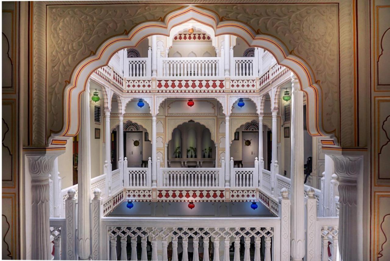 Krishna Palace - A Heritage Hotel Джайпур Екстер'єр фото